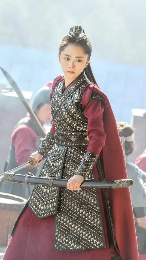 《锦衣之下》今夏 谭松韵