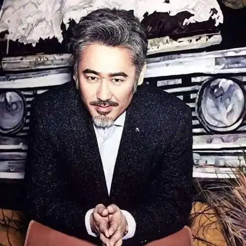 吴秀波初恋女友是谁?吴秀波高维那恋爱12年分手原因成谜!