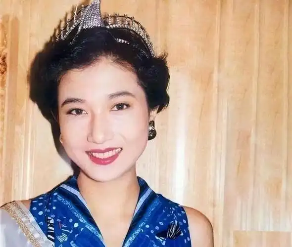 娶到神仙老婆都不好救,这4个星二代太随爹|成龙|张庭|蒋勤勤|林凤娇