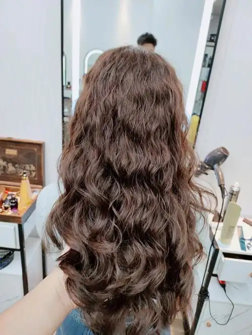 都安艺阳造型  #中长发烫发  #女生发型木马卷