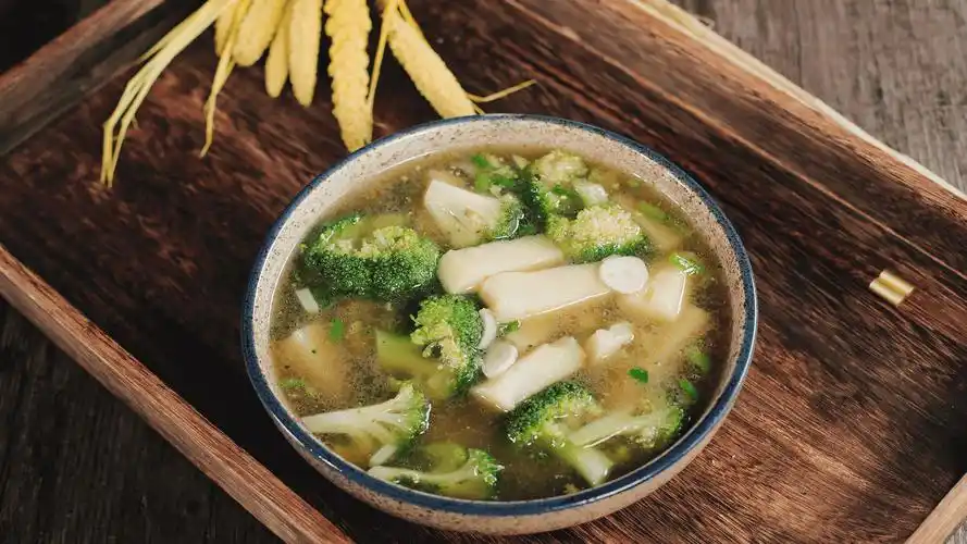 米豆腐汤高清图片