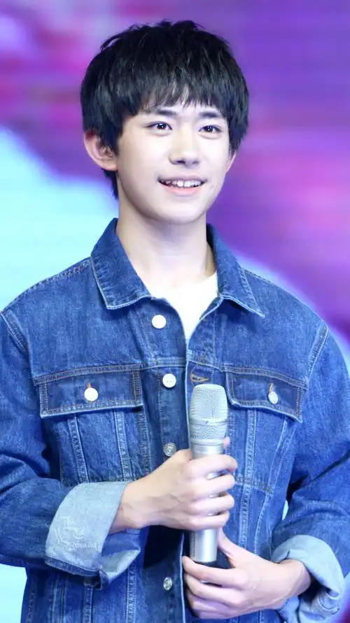 theworldislistening1128 yyqx 易烊千玺 1128