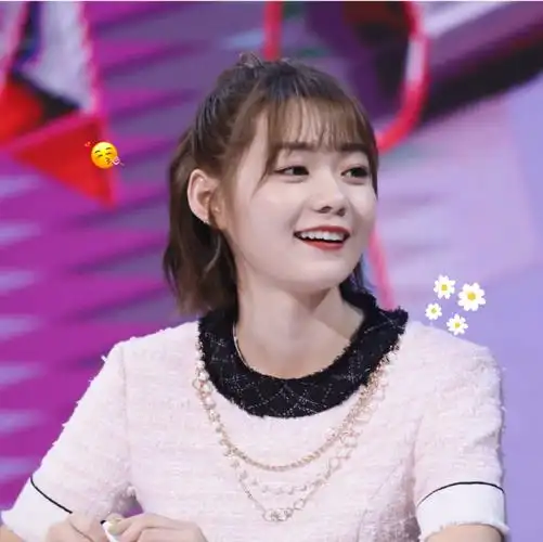 段奥娟头像拿图点赞二转标明