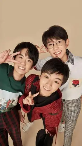 tfboys手机壁纸tfboys壁纸三人竖屏高清王俊凯王源易烊千玺tfboys写真