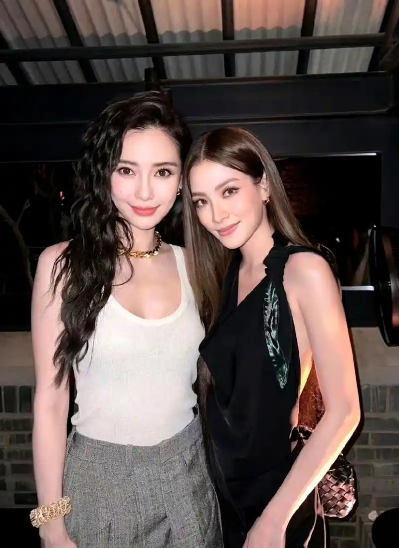 angelababy,小水同框合影,美女好养眼