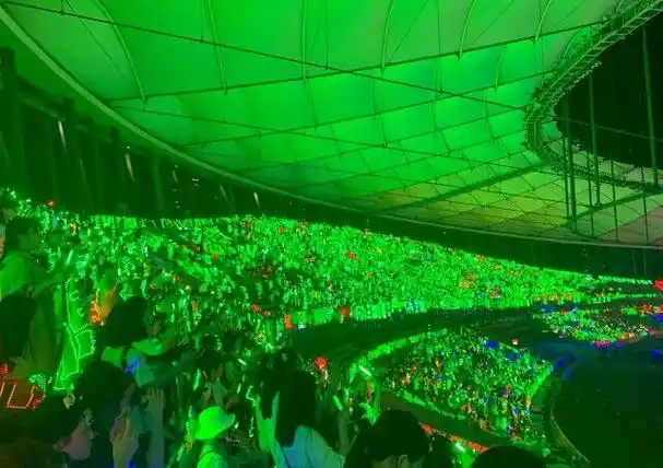 tfboys官博在线##tfboys十周年演唱会座位图##王源超霸绿海狂欢