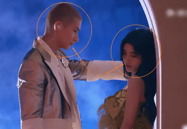 原创鞠婧祎搭档米卡公演cp感十足透光鼻梁却成功抢镜这真没整容