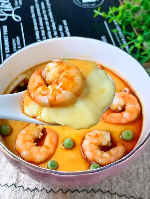 入口即化的虾仁蒸蛋,比布丁还要嫩滑,林小渔教你怎么做好吃的虾仁蒸蛋