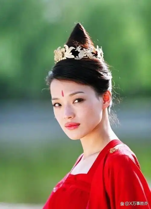 舒淇:一袭红衣照亮了那个夜晚