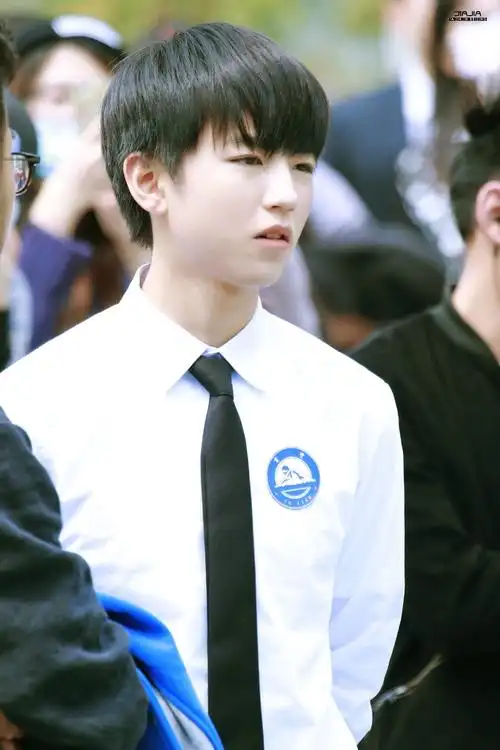 王俊凯 #tfboys 超少年密码拍摄花絮 高清 帅气