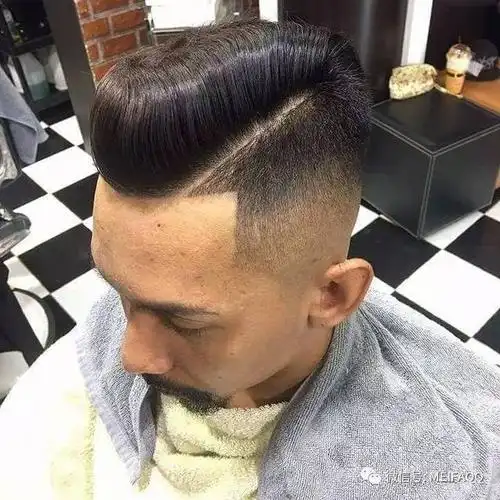 欧洲最新渐变油头男士发型