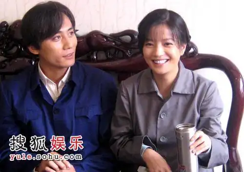 组图:《一个女人的史诗》主演赵薇刘烨互赞演技