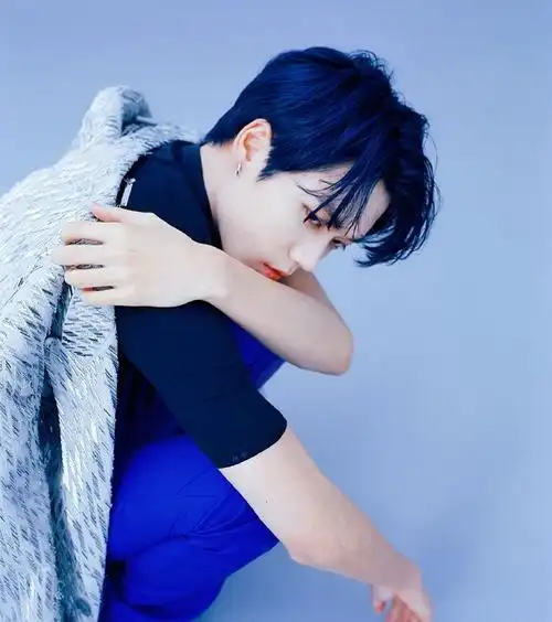 林彦俊超话·#林彦俊出道两周年#-蓝色的爱情schtroumpf@林彦俊