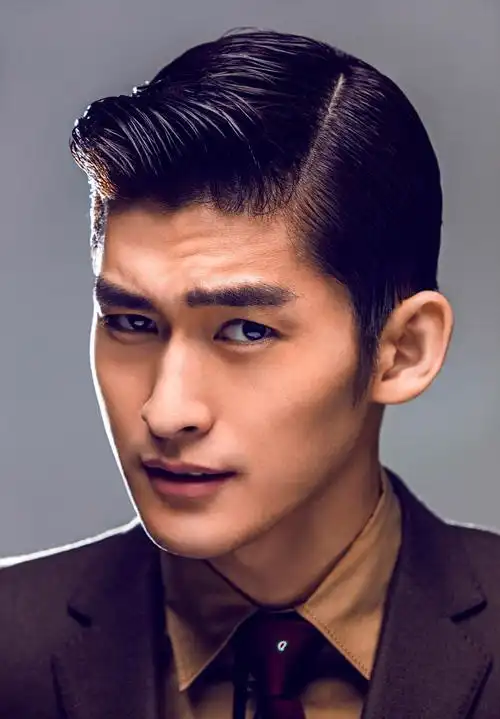 张翰搞怪写真 玩转五官pose展完美容颜