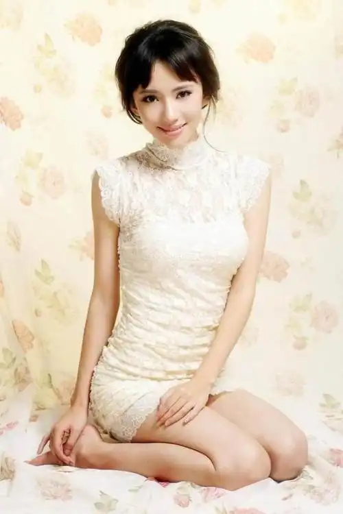 《爱情公寓》女神诺澜沦为网红?