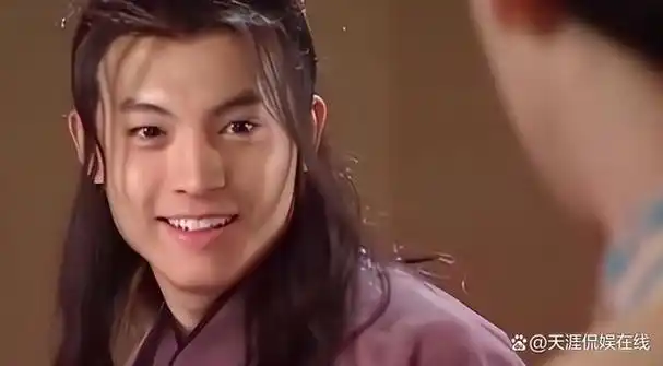 高圆圆前男友竟在《庆余年》这些老爹角色中?这些老爹年轻时真帅