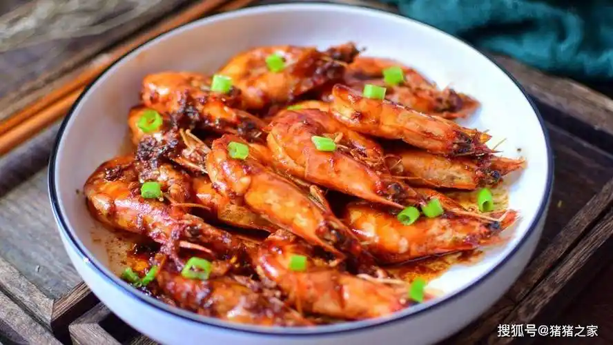 尤其是这六种虾的做法简单又好吃!_大虾_美味_蒜末