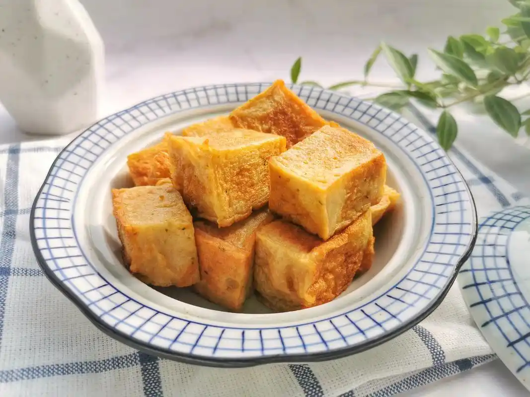 教你做有鱼的鱼豆腐,没有添加剂,软嫩q弹,孩子多吃增强免疫力_鱼泥