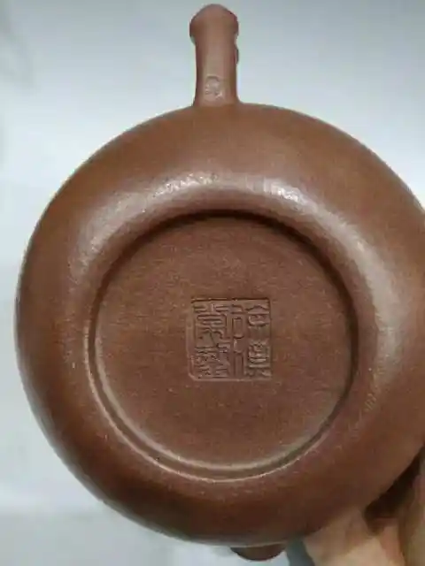 早期紫砂壶一把底款徐汉棠细节如图所示此壶采用