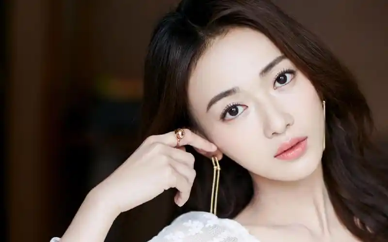 吴谨言温婉迷人写真桌面壁纸