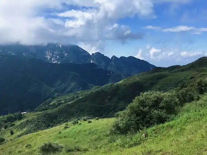 流峪草甸穿越 赏田园风光