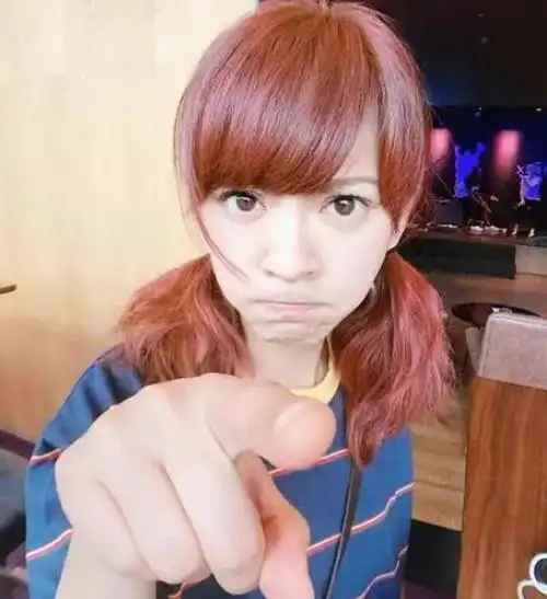 回顾那个叫闺蜜丈夫爸爸的陈意涵扎双马尾卖萌却说人设恶心