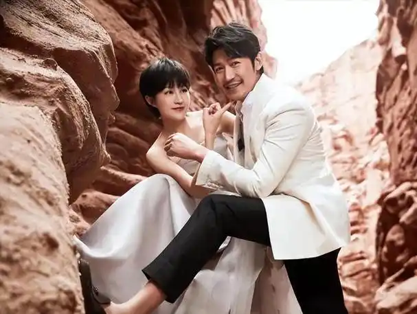 陆毅出道多年来,参演了众多作品,包括《一见钟情》,《壮志雄心》,《男