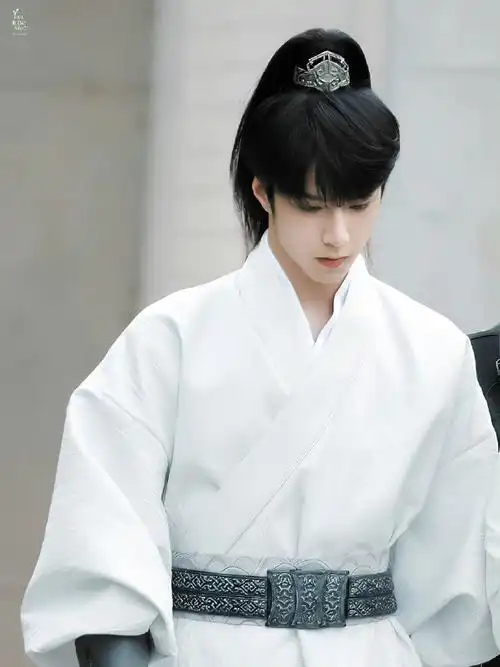 时代少年团古装造型合集#刘耀文古装造型好英气,鲜衣怒马少年郎,加行