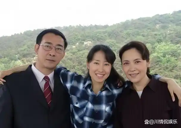 2013年,刘敏涛向富豪老公提出离婚,老公嘲笑到:"平你也敢离婚,离开我