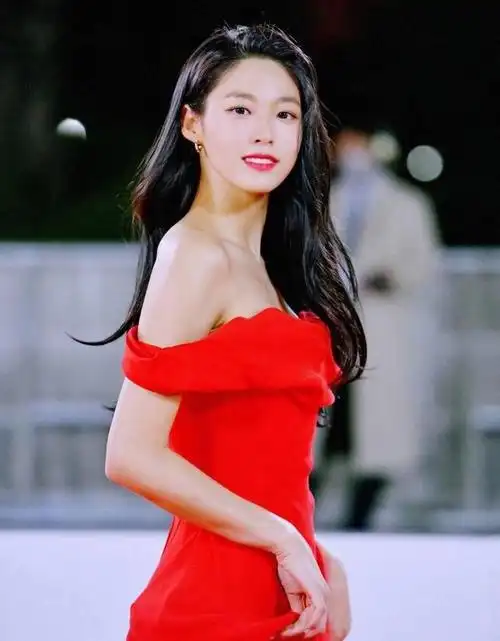 惊艳韩国女神!金雪炫,迷人28岁尤物!