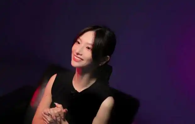 直播预告|专访苏妙玲:"路人"苏女士的华丽转身|快乐女声_网易订阅