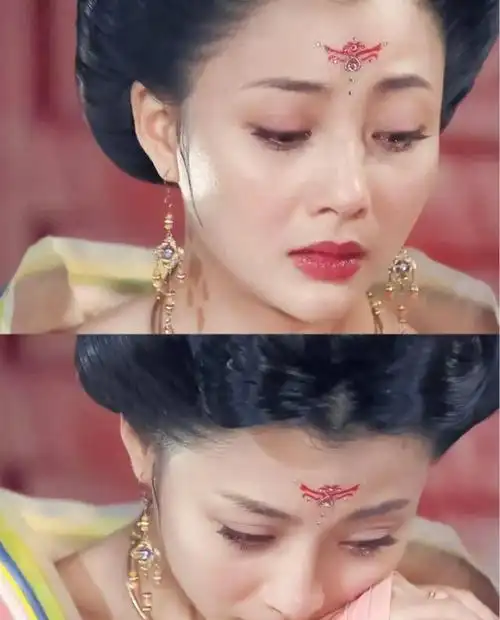 殷桃离婚13年她至今单身,托起父母晚年,前夫锒铛入狱