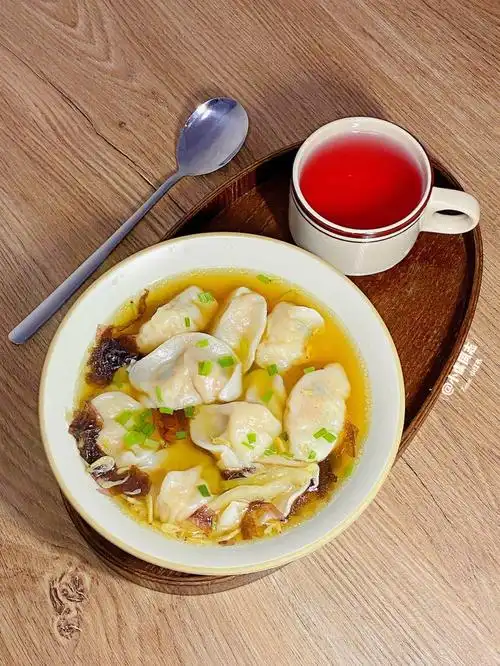 中式早餐来一碗热乎乎的榨菜清汤水饺09