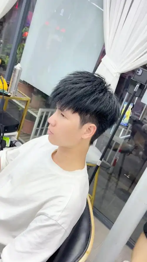 男士发型,摩根碎盖