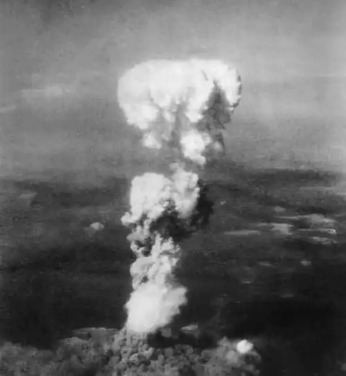 在广岛遭遇核爆侥幸不死,逃回长崎又遇核爆_日本_原子弹_美军