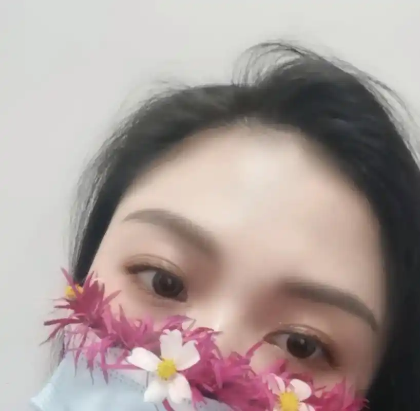 小手工自制花朵口罩待疫情散去便是春暖花开之时