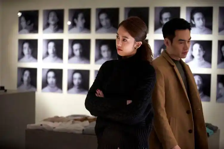 2019最新爱情电影《比悲伤更悲伤的故事》,高清图片-壁纸族