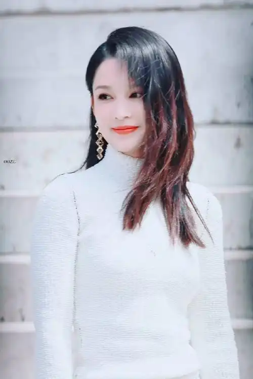 李沁外网生图##李沁状态真好