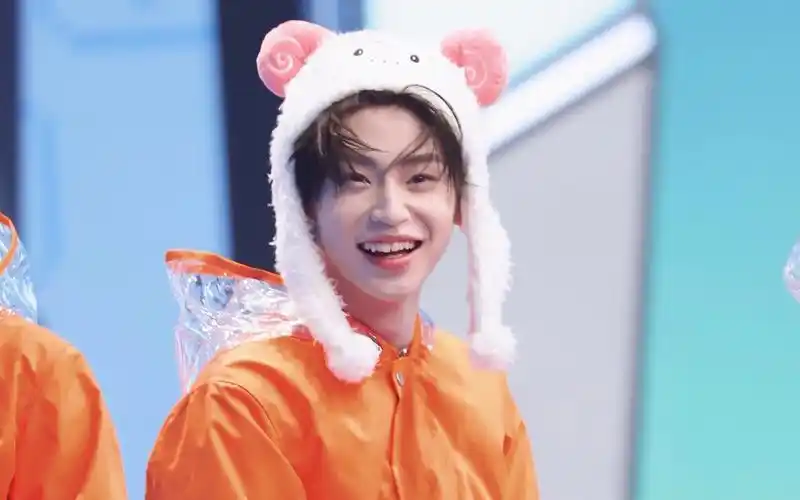 小鬼王琳凯快乐大本营丨限定快本版琳琳可爱混剪summertime