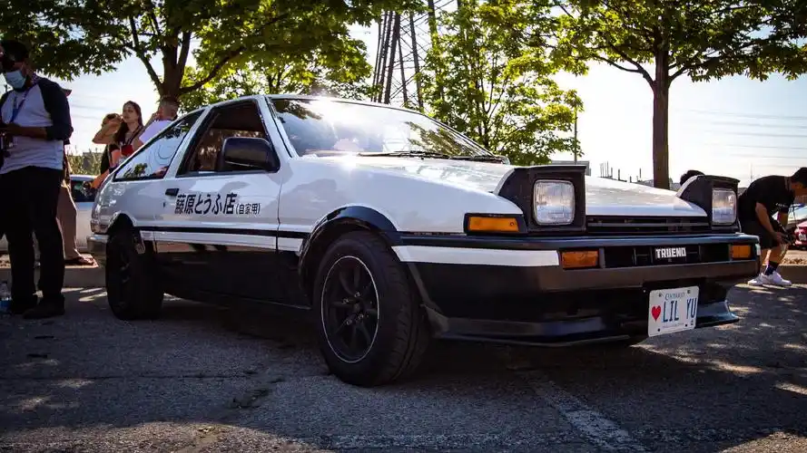 d》藤原拓海同款车型 toyota ae86 出租车现身_丰田86社区_易车社区