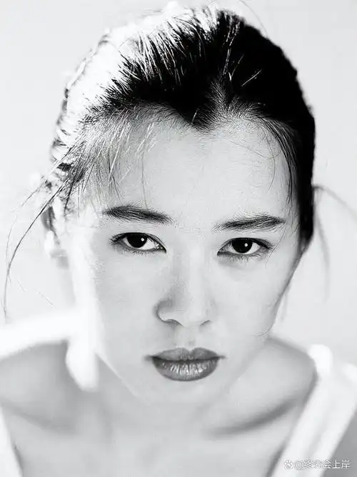 《杀生》女主角:怀孕3月被相爱十年男友抛弃,现在过得如何?