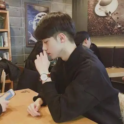 阳光少年帅气男生头像图片大全