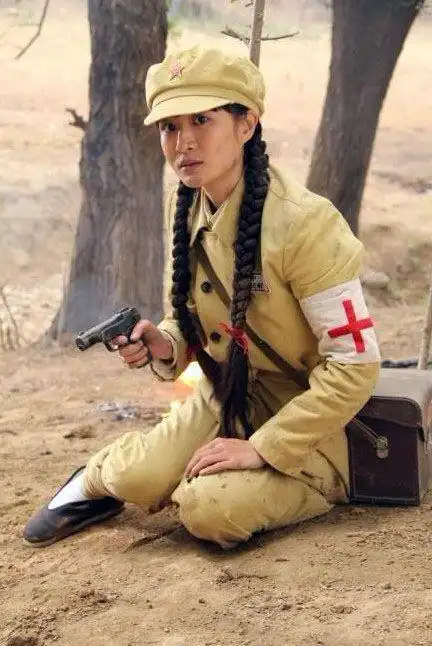 抗战题材电视剧电视剧《石光荣的战火青春》已于12月3日晚在浙江卫视