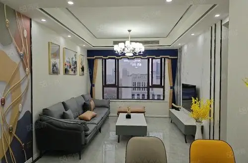 汇东实验学校旁!南湖公馆精装修三室二厅二卫急售