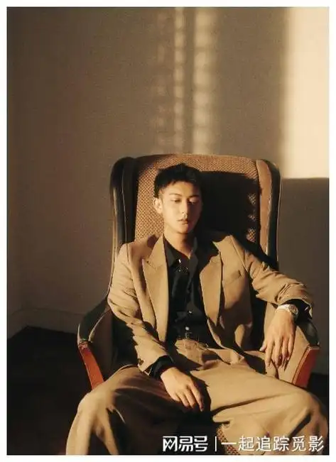 黄子韬回应和徐艺洋吃饭无关大雅岂是见不得人