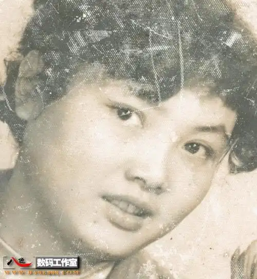 老相片翻新卷发美女的老照片