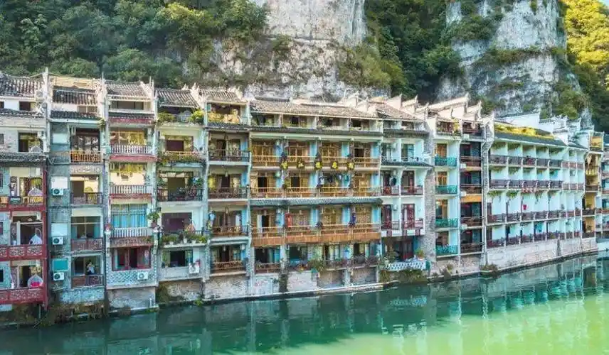 23走进梵净山,平坝万亩樱花赏一场春暖花事,苗乡侗寨行_中国_梯田