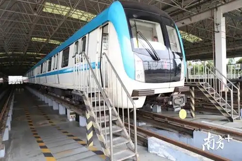 广佛地铁"青春佛山号"专列今天上线啦!