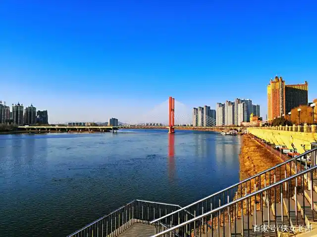 北国江城吉林市美丽的松花江