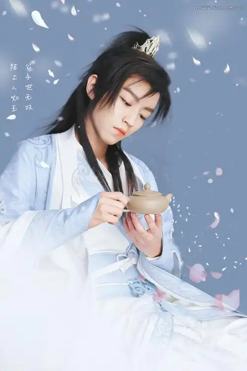 [tfboys][分享]200904 王俊凯古装照合集来袭,清冷矜贵的翩翩公子